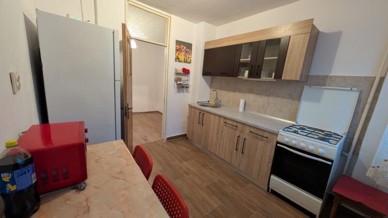 Gorjului, apartament 2 camere de inchiriat.